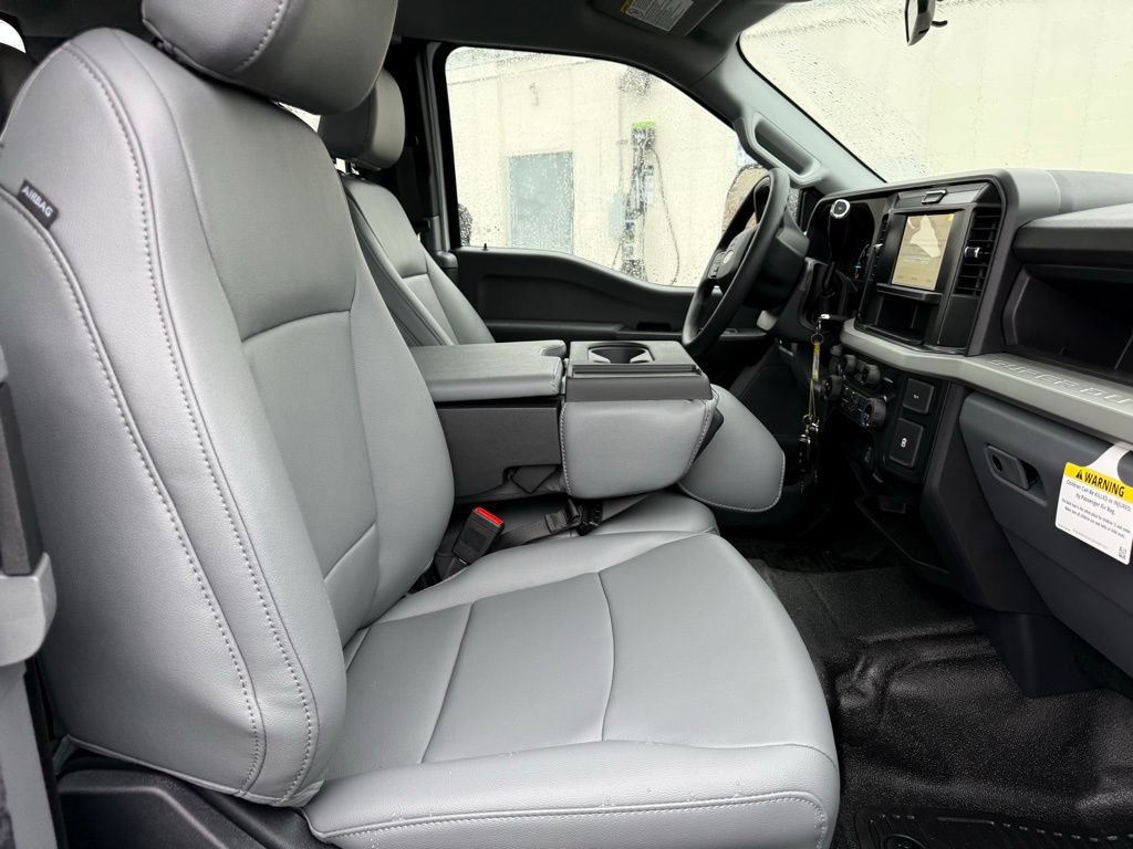 New 2025 Ford F350 XL AWD/4WD image 23