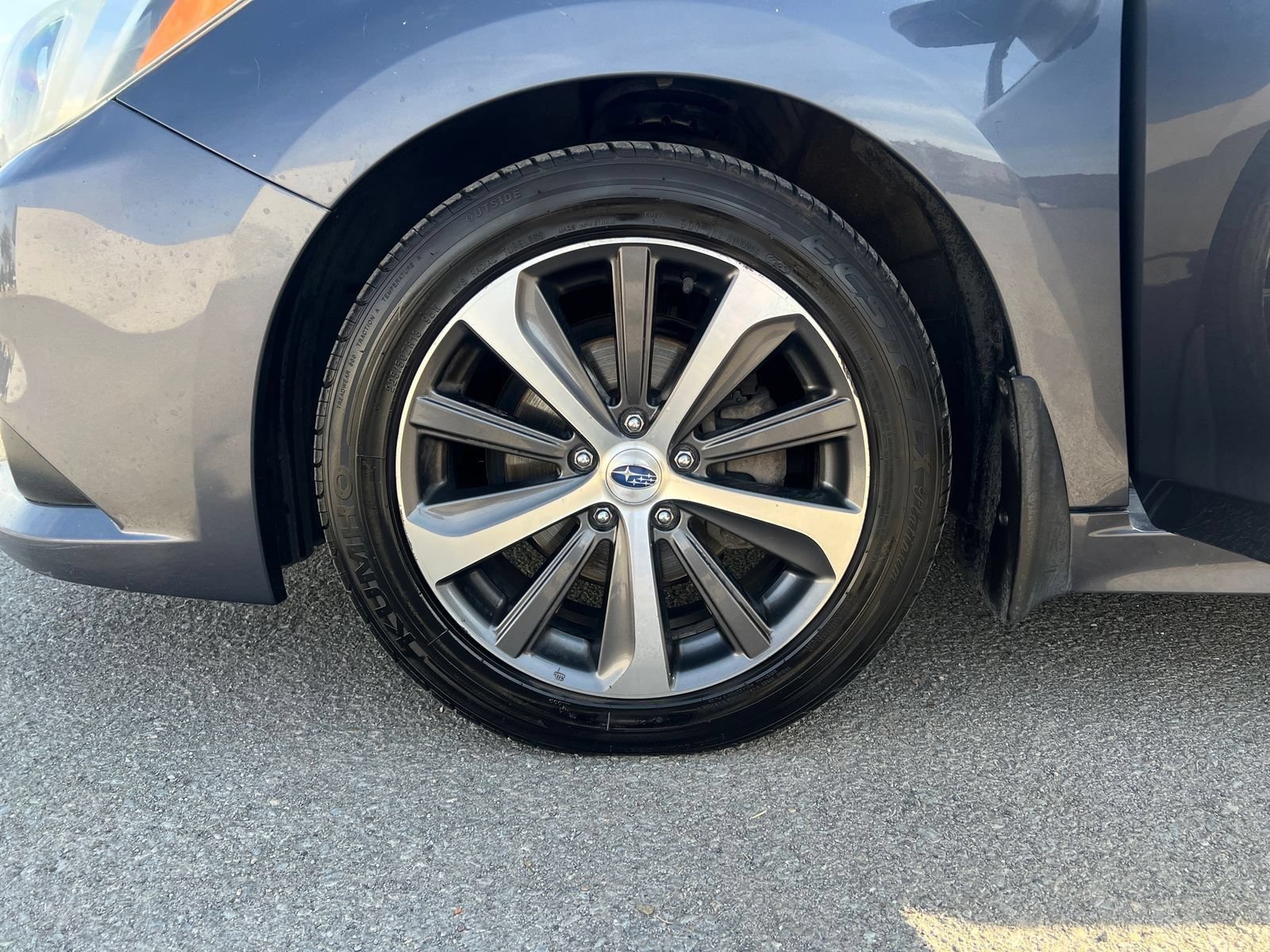 Used 2015 Subaru Legacy 2.5i Limited AWD/4WD image 28