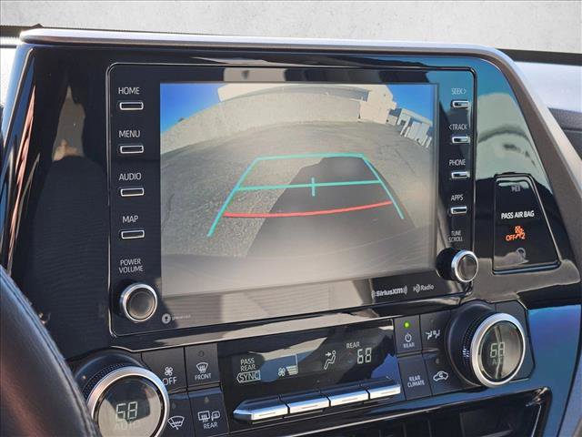 Used 2020 Toyota Highlander LE image 14