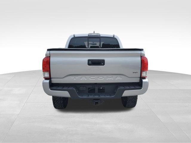 Used 2016 Toyota Tacoma TRD Sport w/ Towing Package AWD/4WD image 6