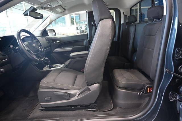 Used 2019 Chevrolet Colorado LT w/ LT Convenience Package RWD image 9