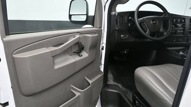 Used 2024 Chevrolet Express 3500 LS RWD image 20