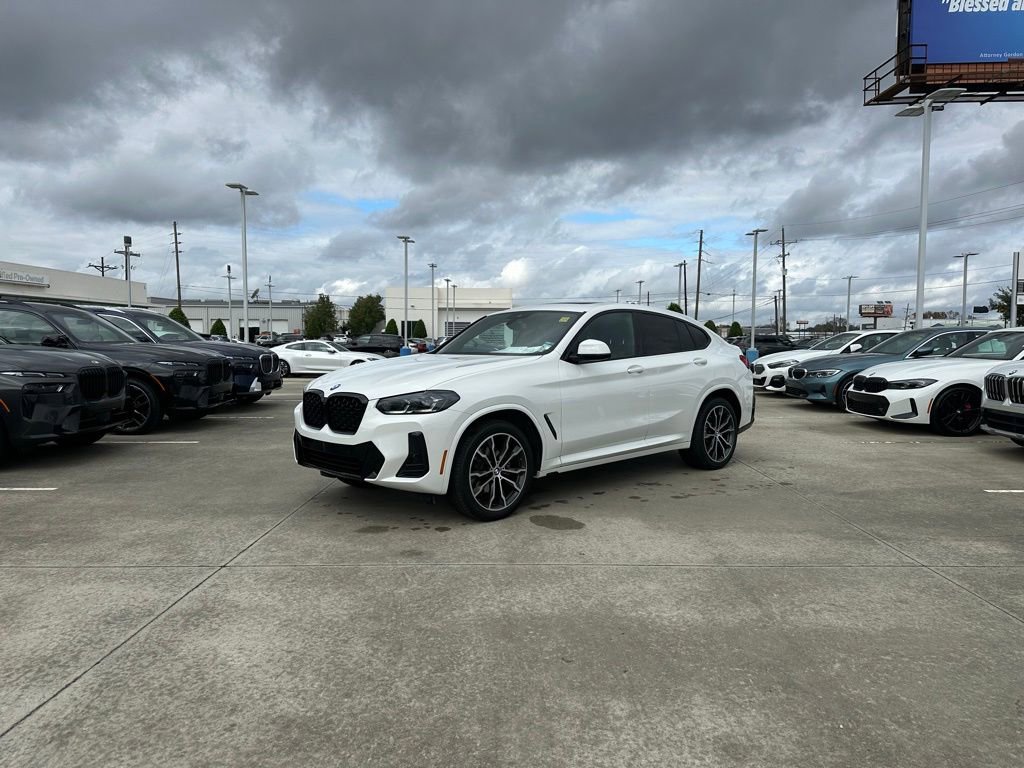 Certified 2025 BMW X4 xDrive30i w/ M Sport Package image 1