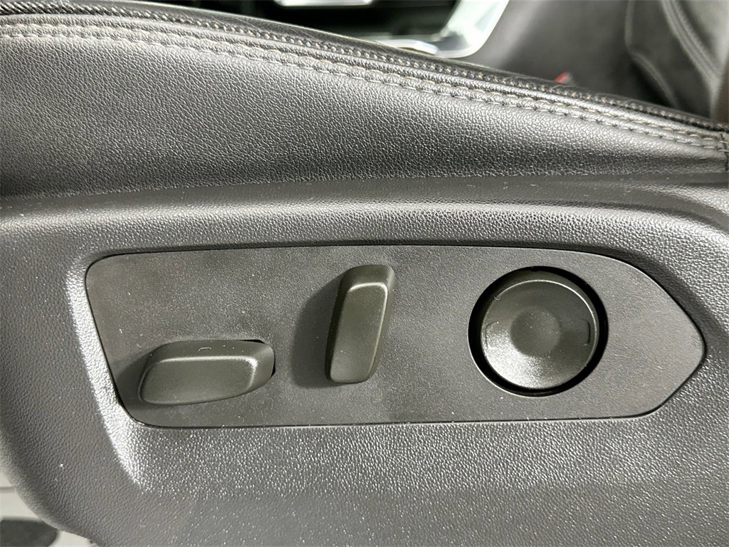 Used 2024 Chevrolet Silverado 2500 High Country image 21