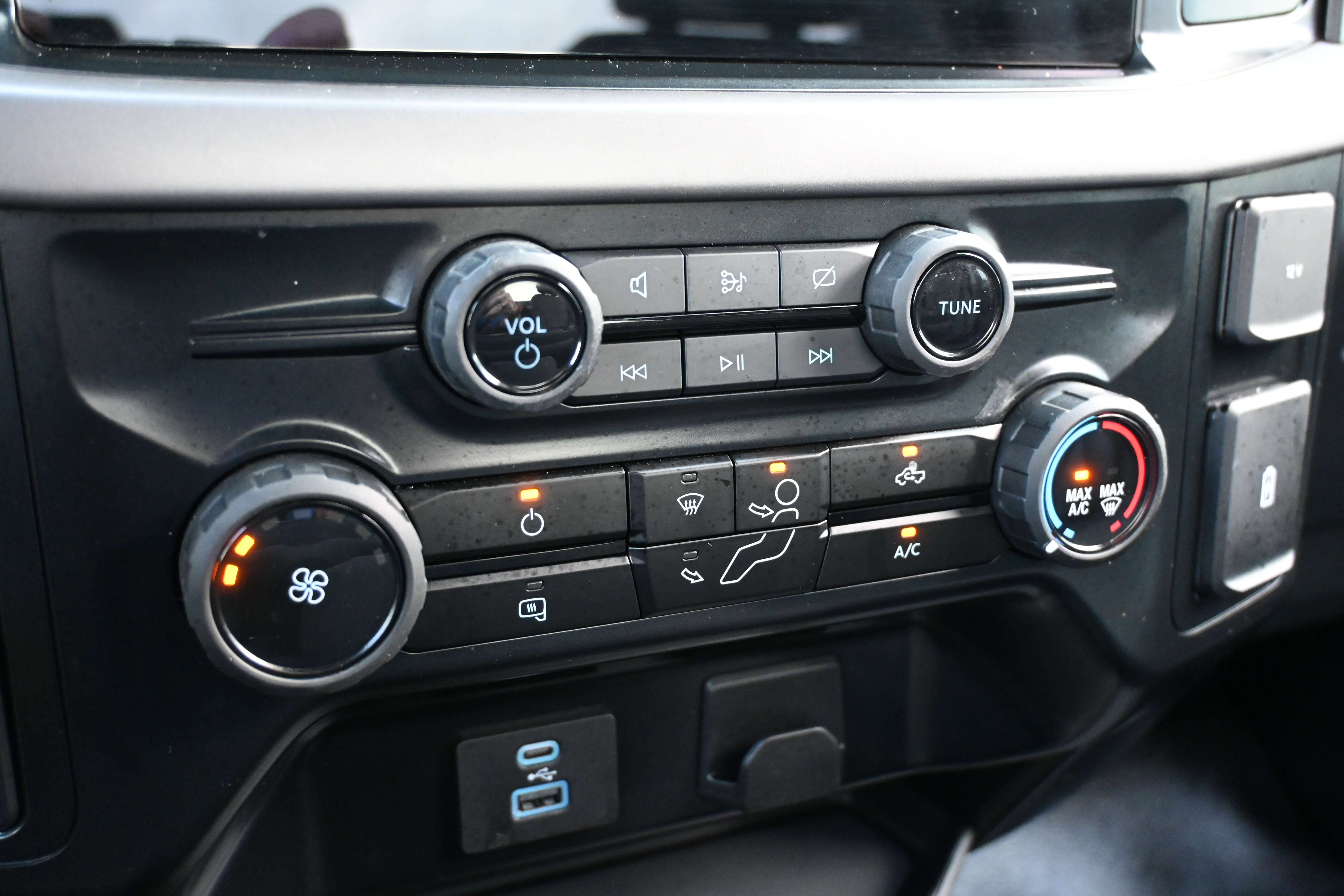 Used 2024 Ford F150 XL AWD/4WD image 24