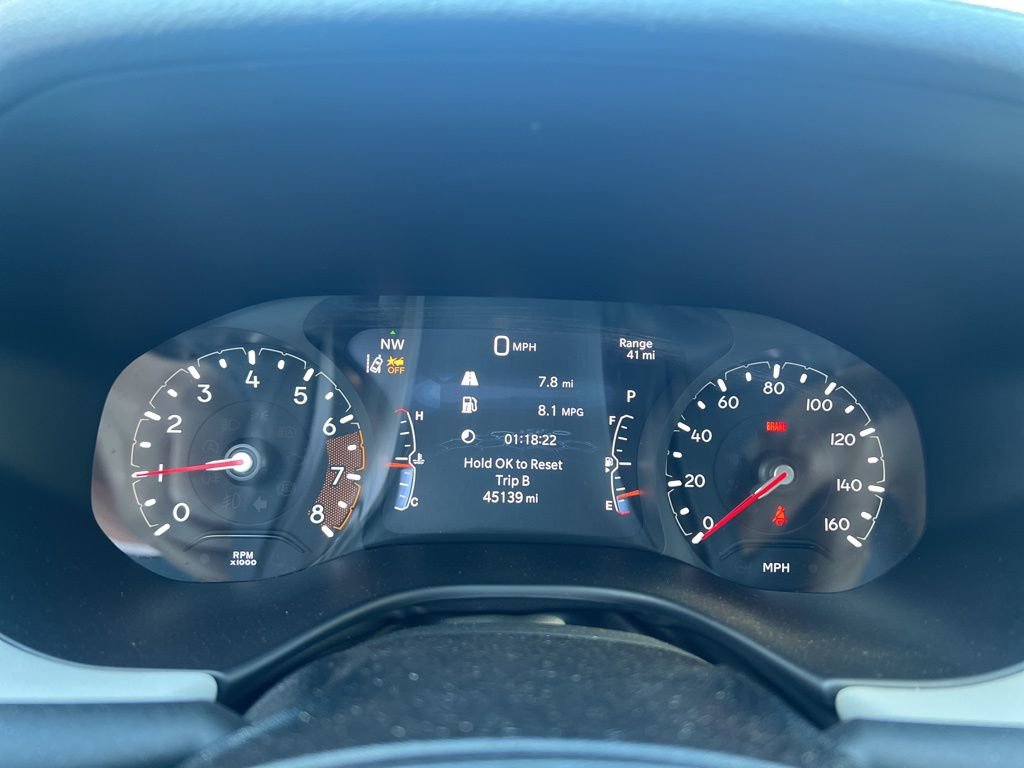 Used 2025 Jeep Compass Limited image 12