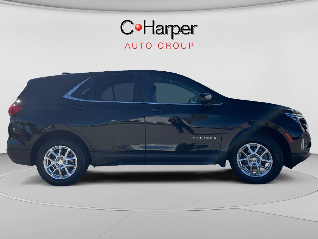 Used 2022 Chevrolet Equinox LT AWD/4WD image 2