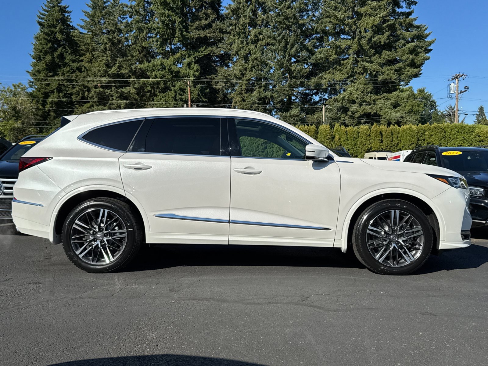 New 2026 Acura MDX w/ Advance Package image 2