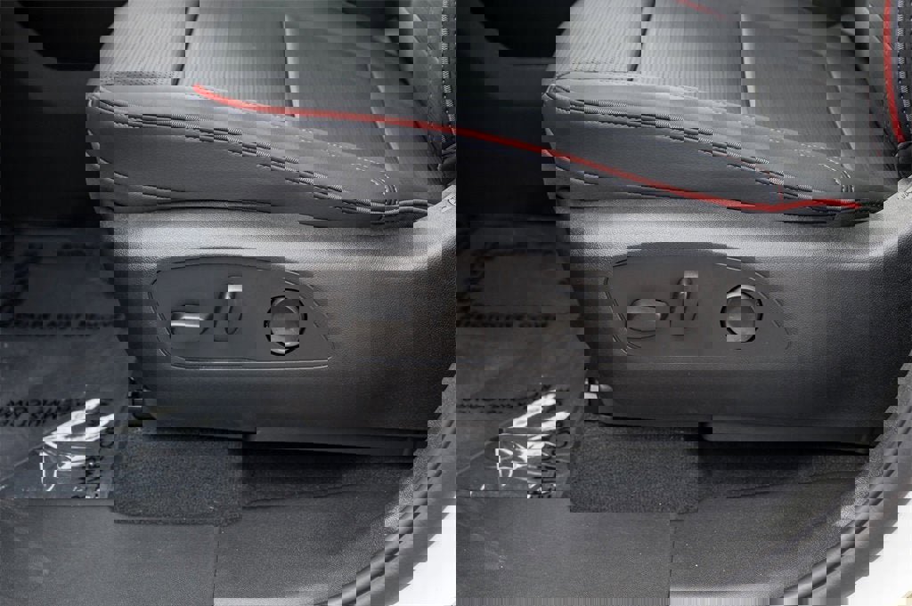 New 2024 Chevrolet Silverado EV RST image 30