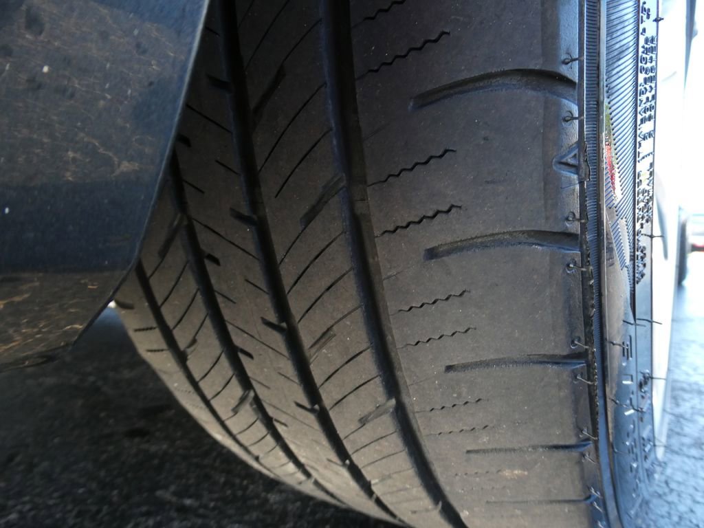 Used 2015 Cadillac ATS Luxury w/ Sun And Sound Package image 11