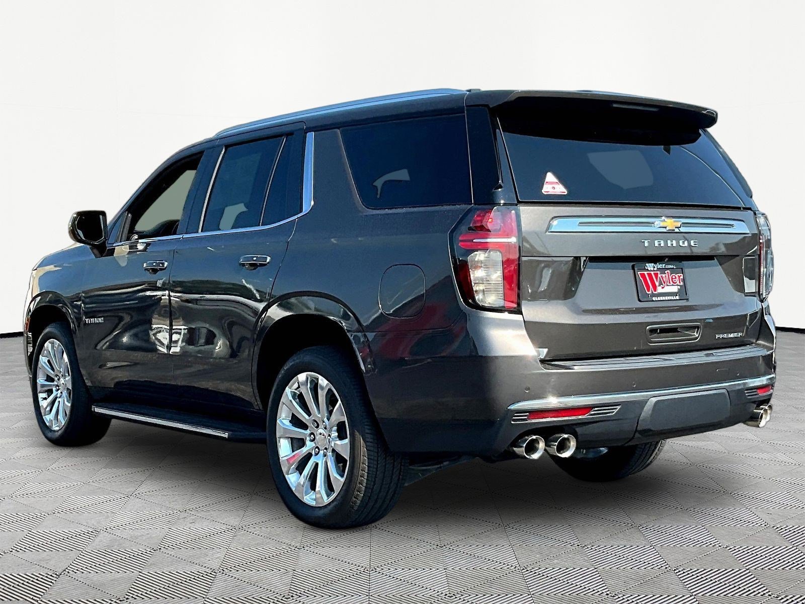 Used 2021 Chevrolet Tahoe Premier AWD/4WD image 4
