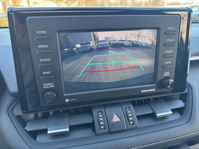 Used 2020 Toyota RAV4 XLE Premium image 15