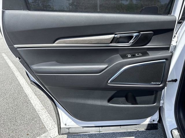 Used 2021 Kia Telluride SX w/ SX Prestige Package image 9