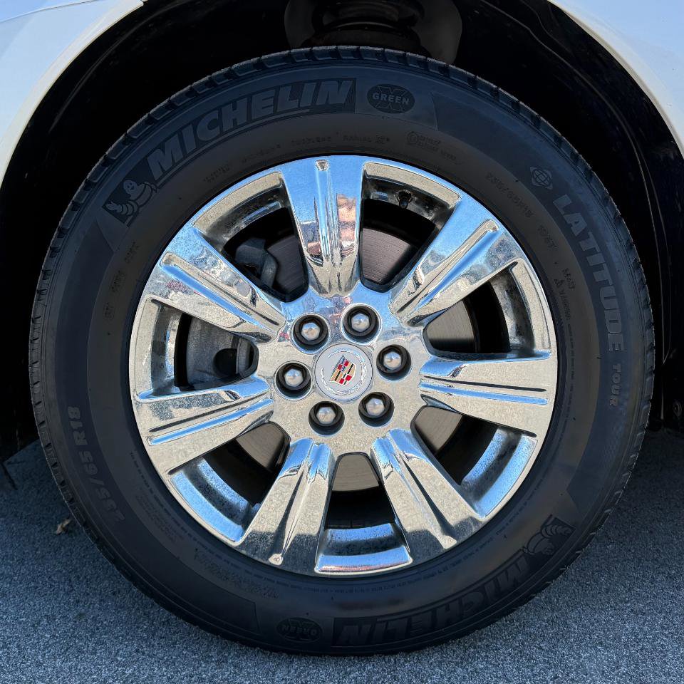 Used 2016 Cadillac SRX Luxury w/ Driver Awareness Package image 22