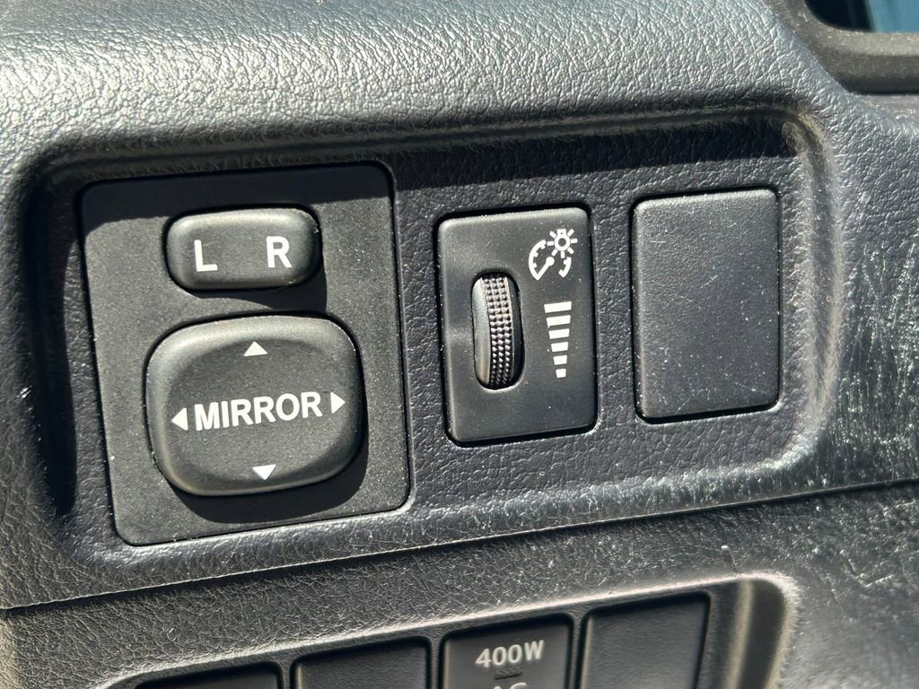 Used 2019 Toyota 4Runner TRD Off-Road Premium AWD/4WD image 30