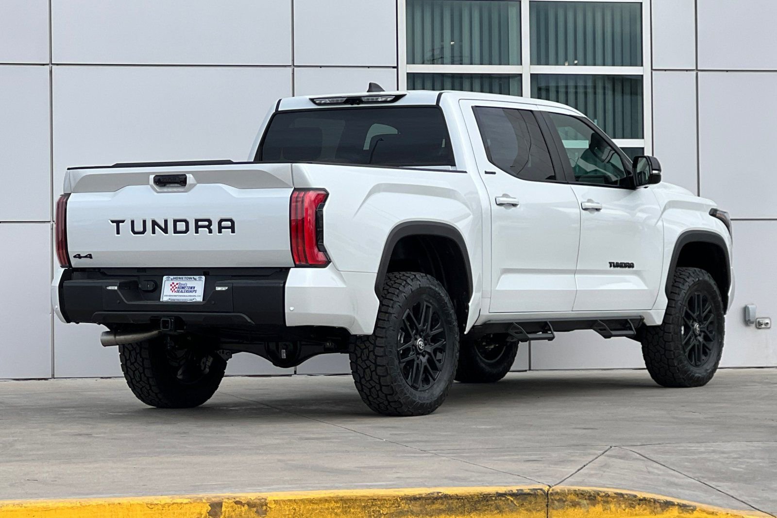 New 2026 Toyota Tundra Limited image 4