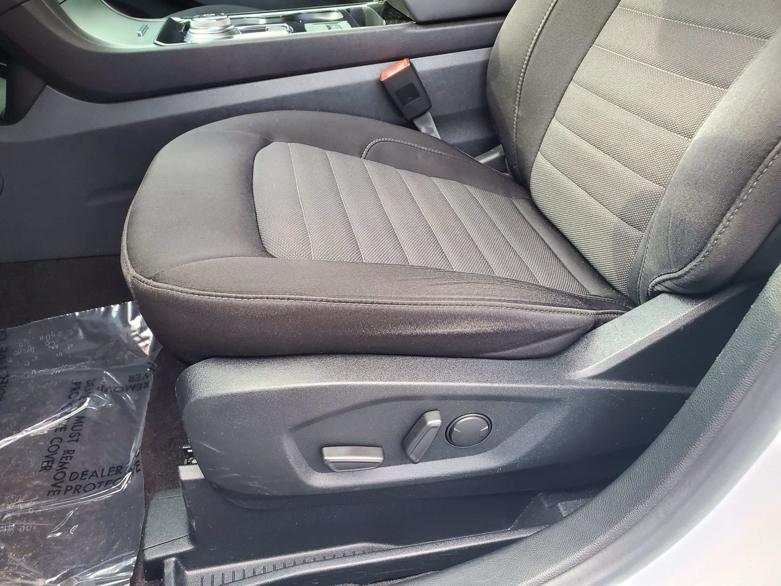 Used 2020 Ford Edge SE AWD/4WD image 11