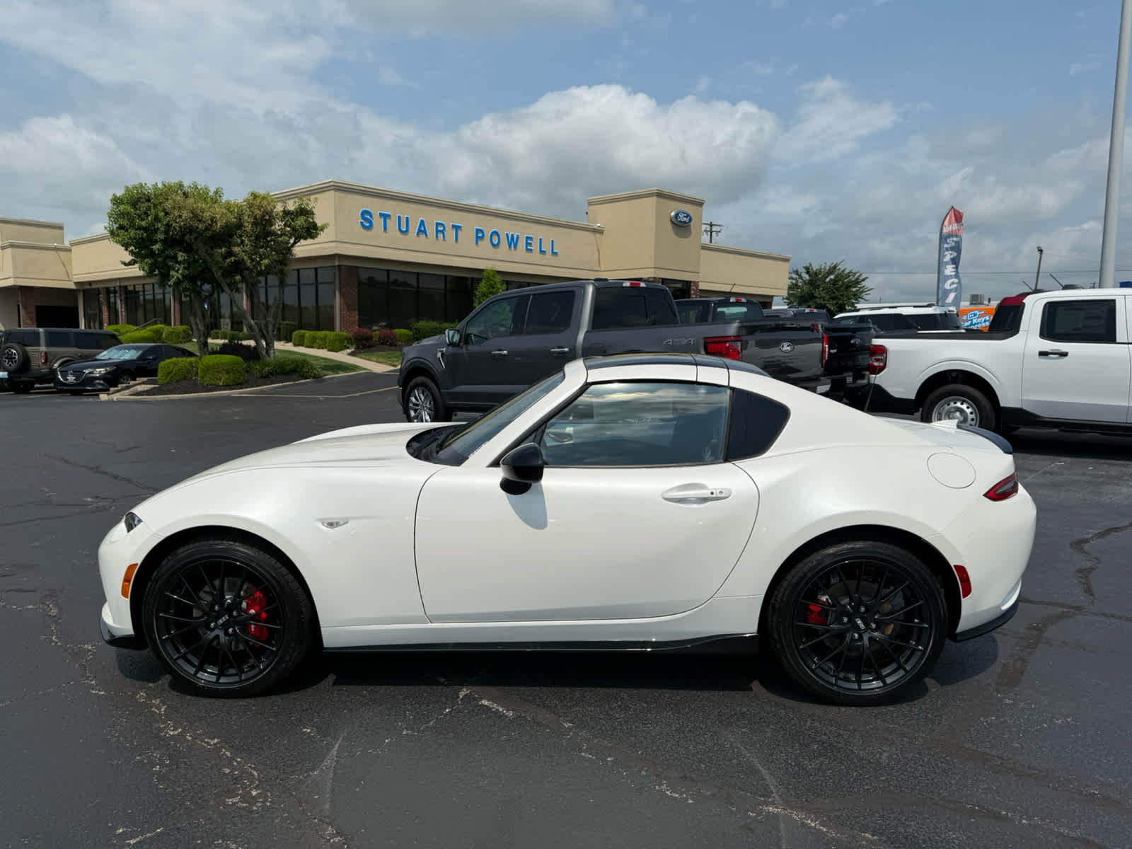 New 2026 MAZDA MX-5 Miata RF Club RWD image 21