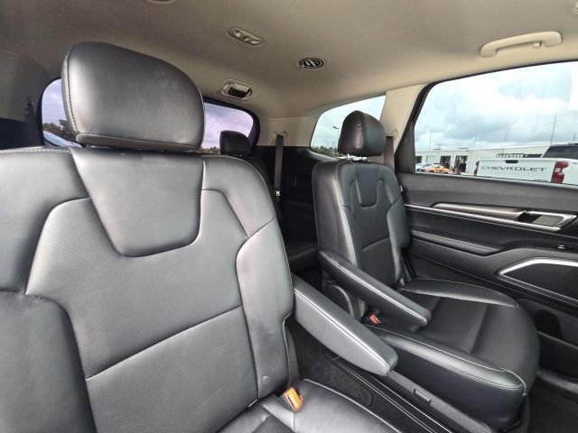 Used 2024 Kia Telluride S w/ S Sunroof Package FWD image 15