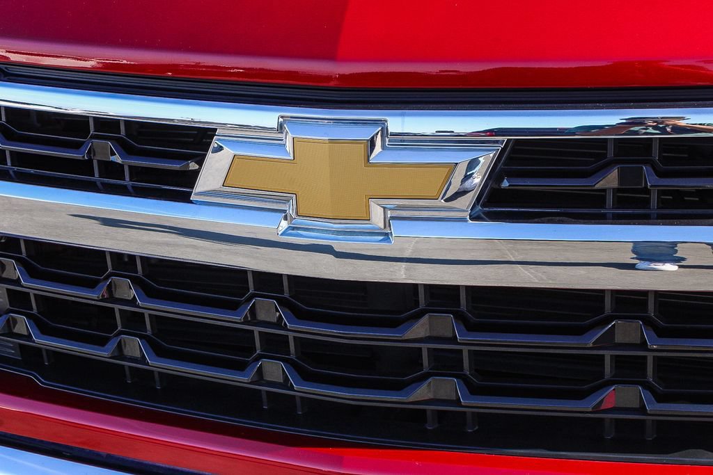 Used 2023 Chevrolet Silverado 1500 LT RWD image 6