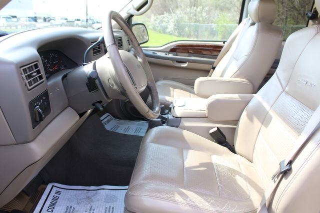 Used 2001 Ford F350 Lariat image 23