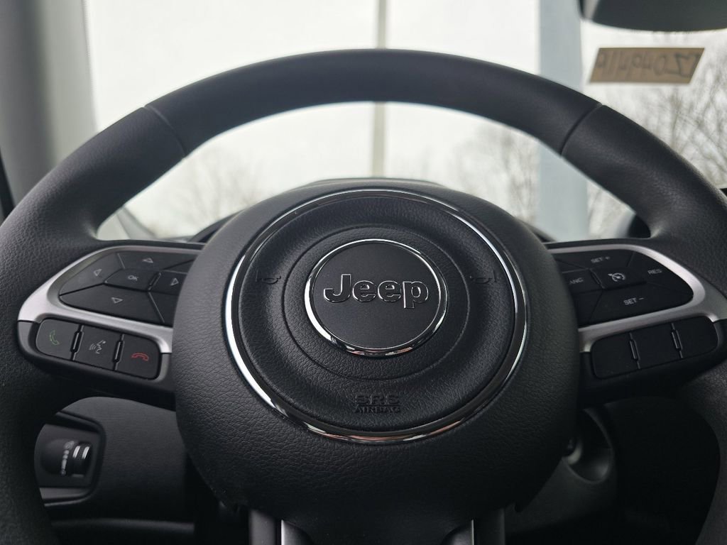 Used 2021 Jeep Renegade Sport image 24