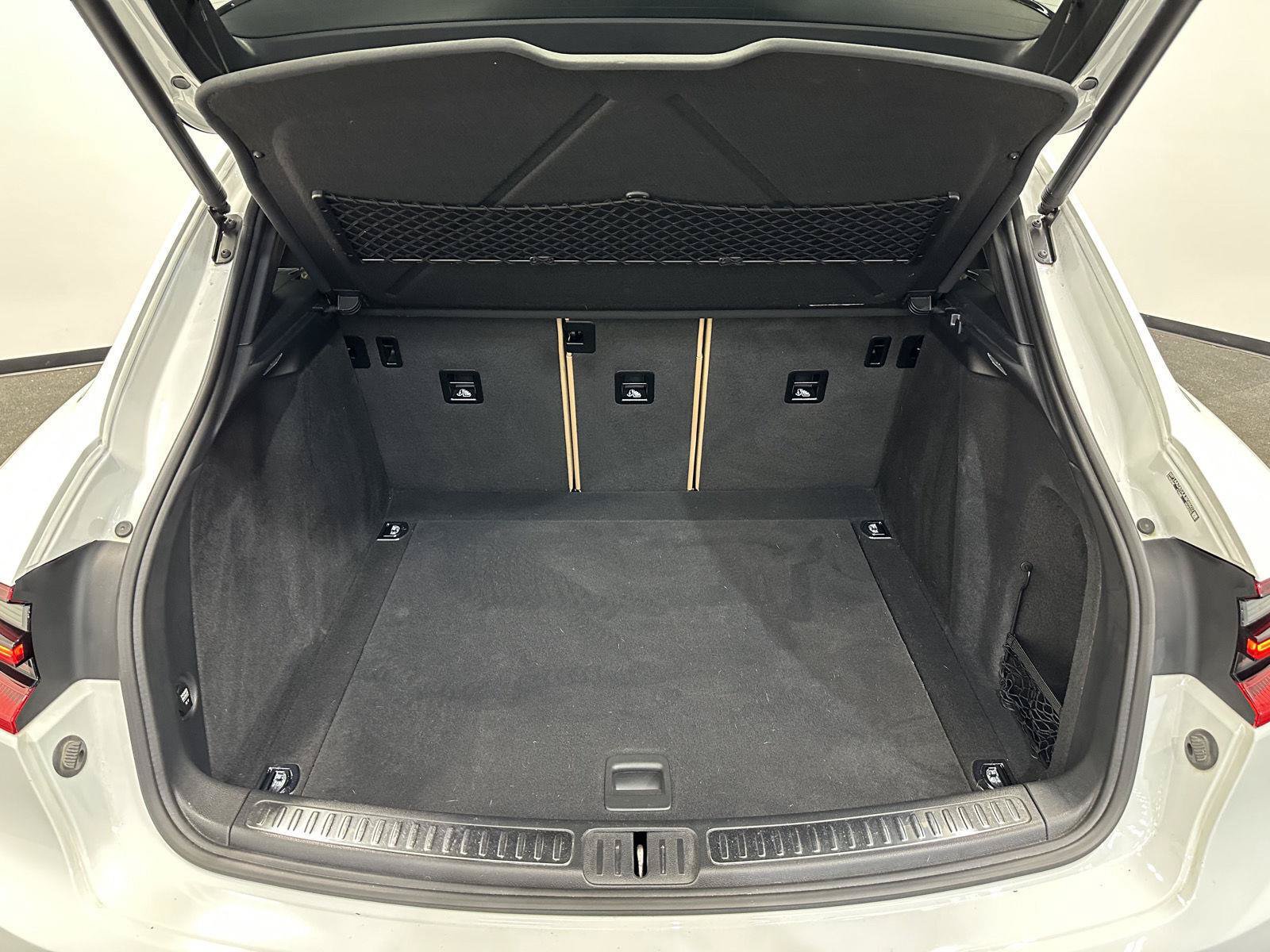 Used 2018 Porsche Macan AWD/4WD image 35