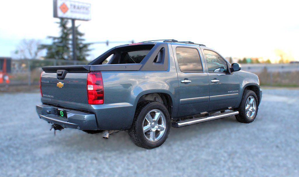 Used 2012 Chevrolet Avalanche LTZ image 7