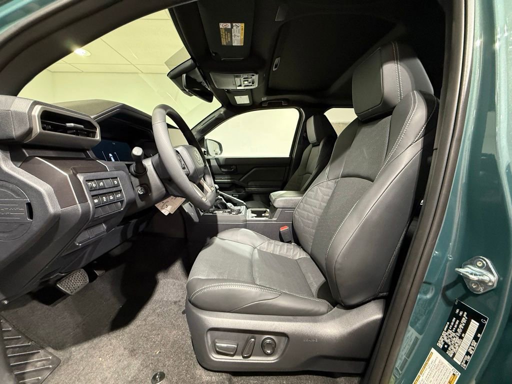 New 2026 Toyota 4Runner TRD Off-Road Premium AWD/4WD image 13
