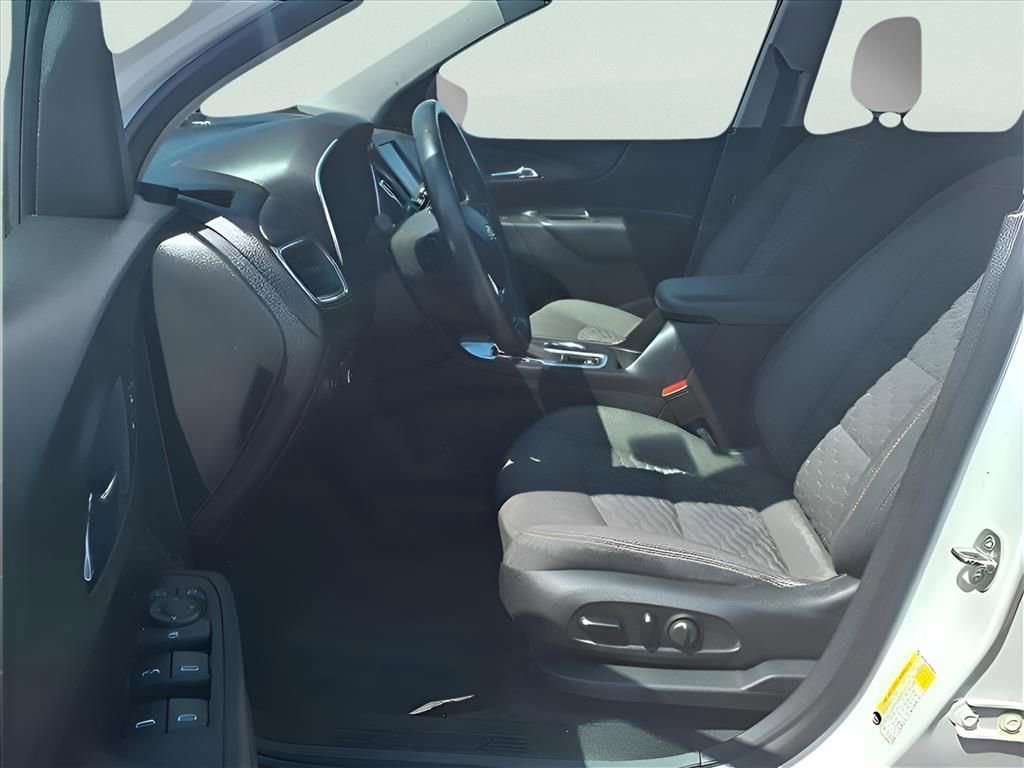 Used 2019 Chevrolet Equinox LT image 9