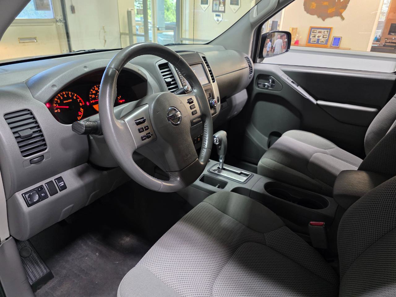 Used 2019 Nissan Frontier SV RWD image 16