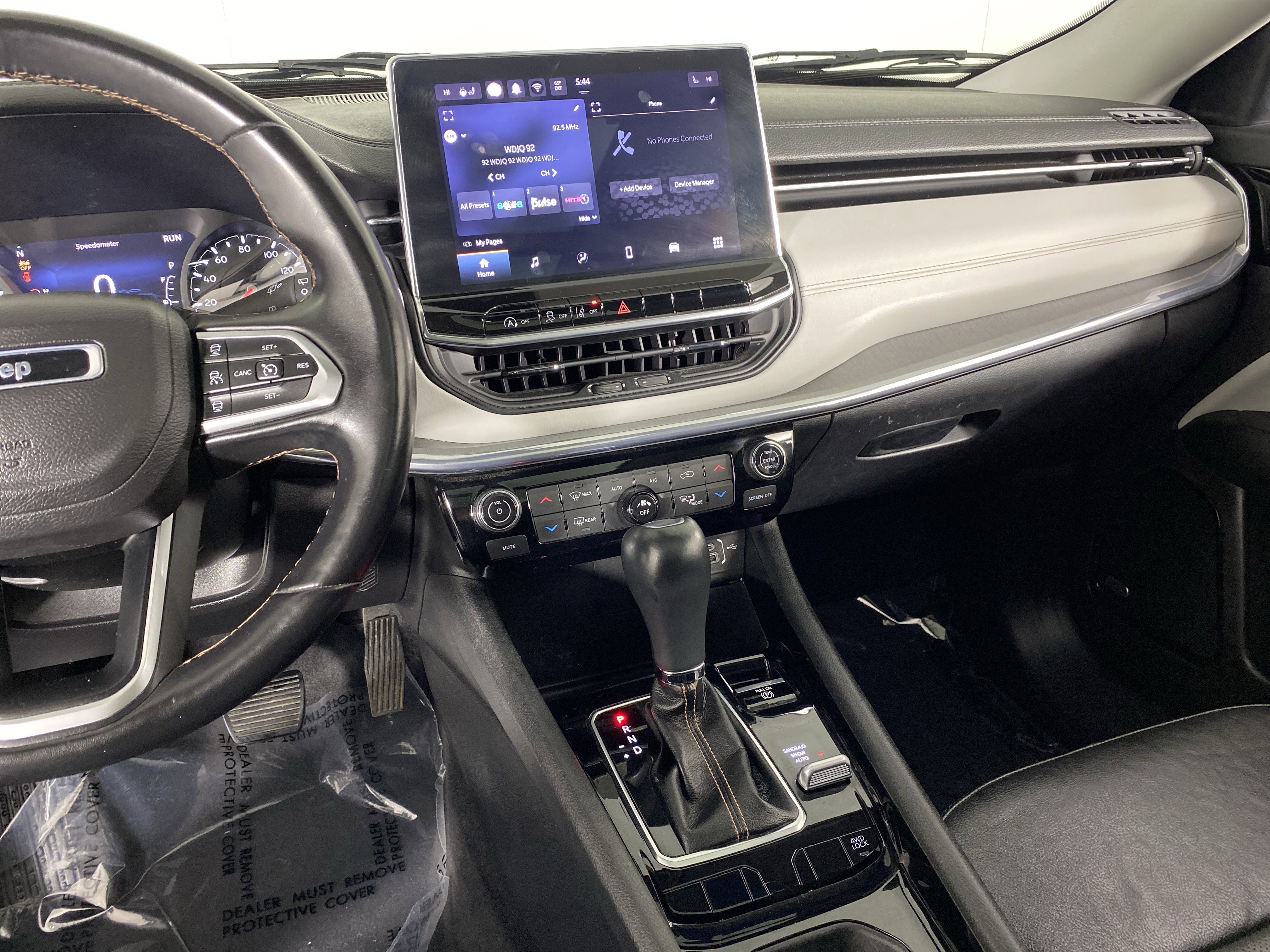 Used 2022 Jeep Compass Limited w/ Sun and Sound Group image 29