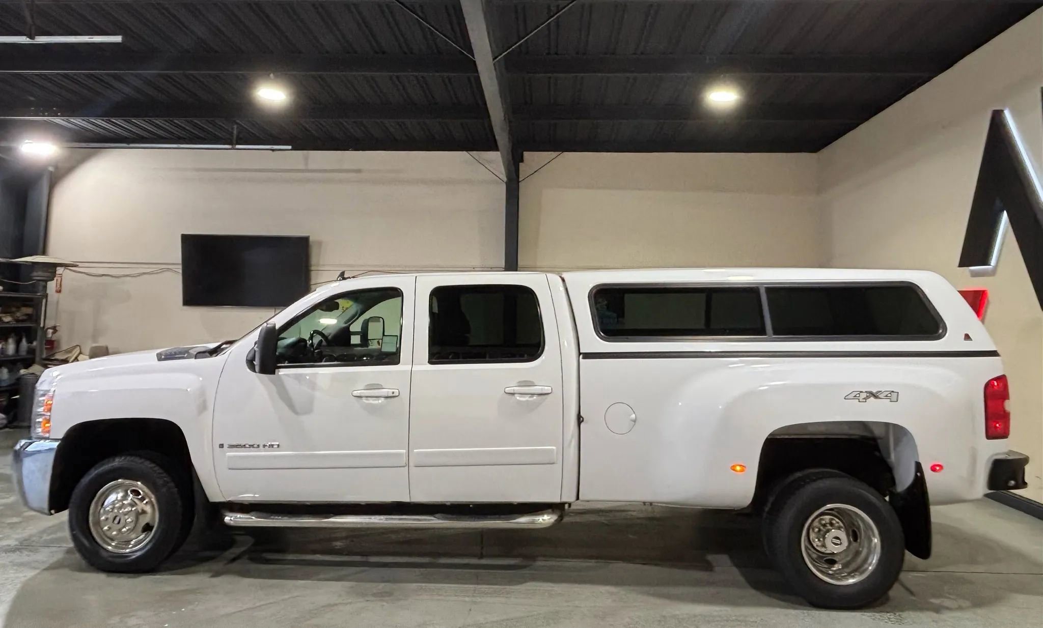 Used 2007 Chevrolet Silverado 3500 LTZ image 5