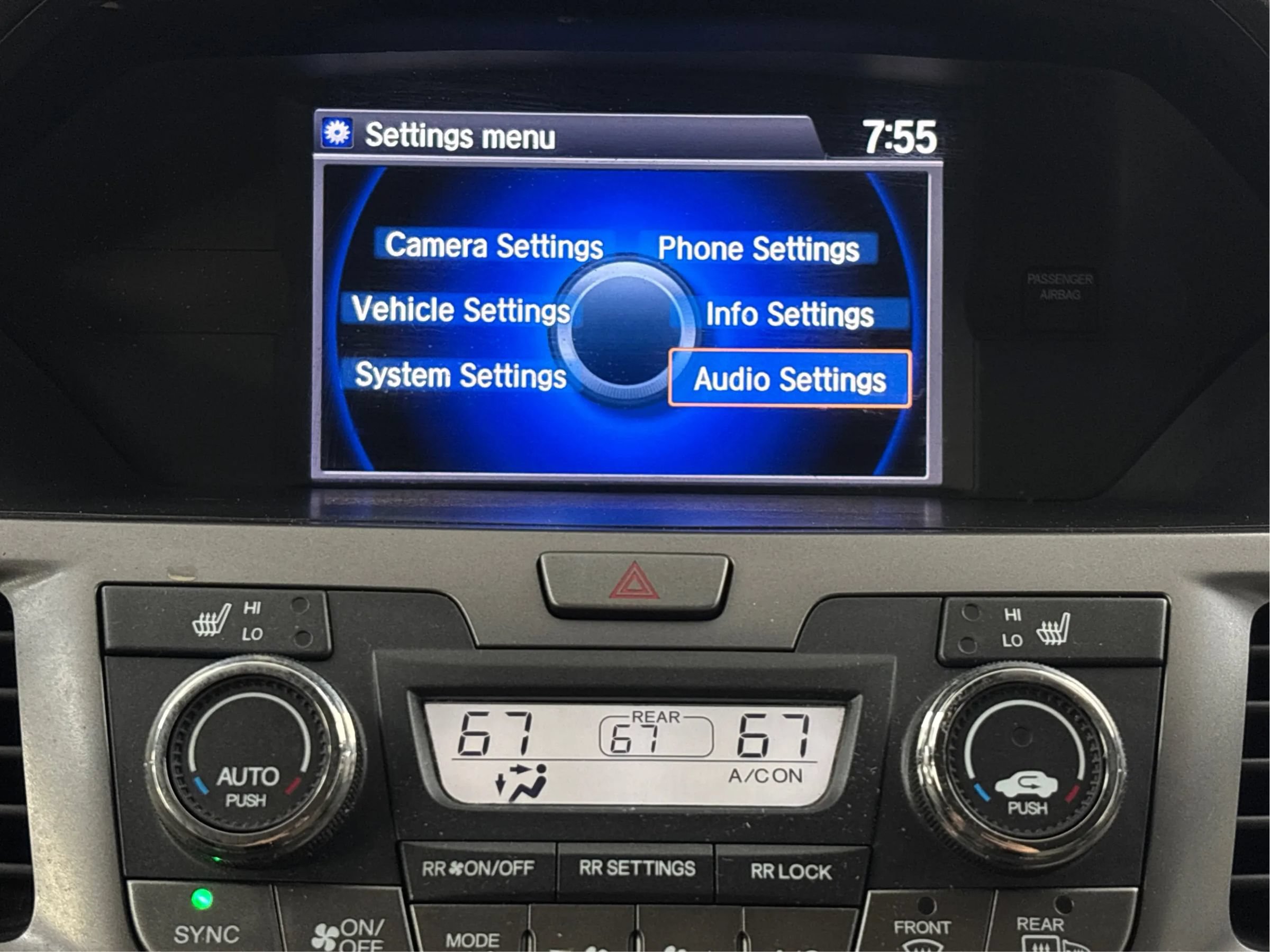 Used 2014 Honda Odyssey EX-L image 19