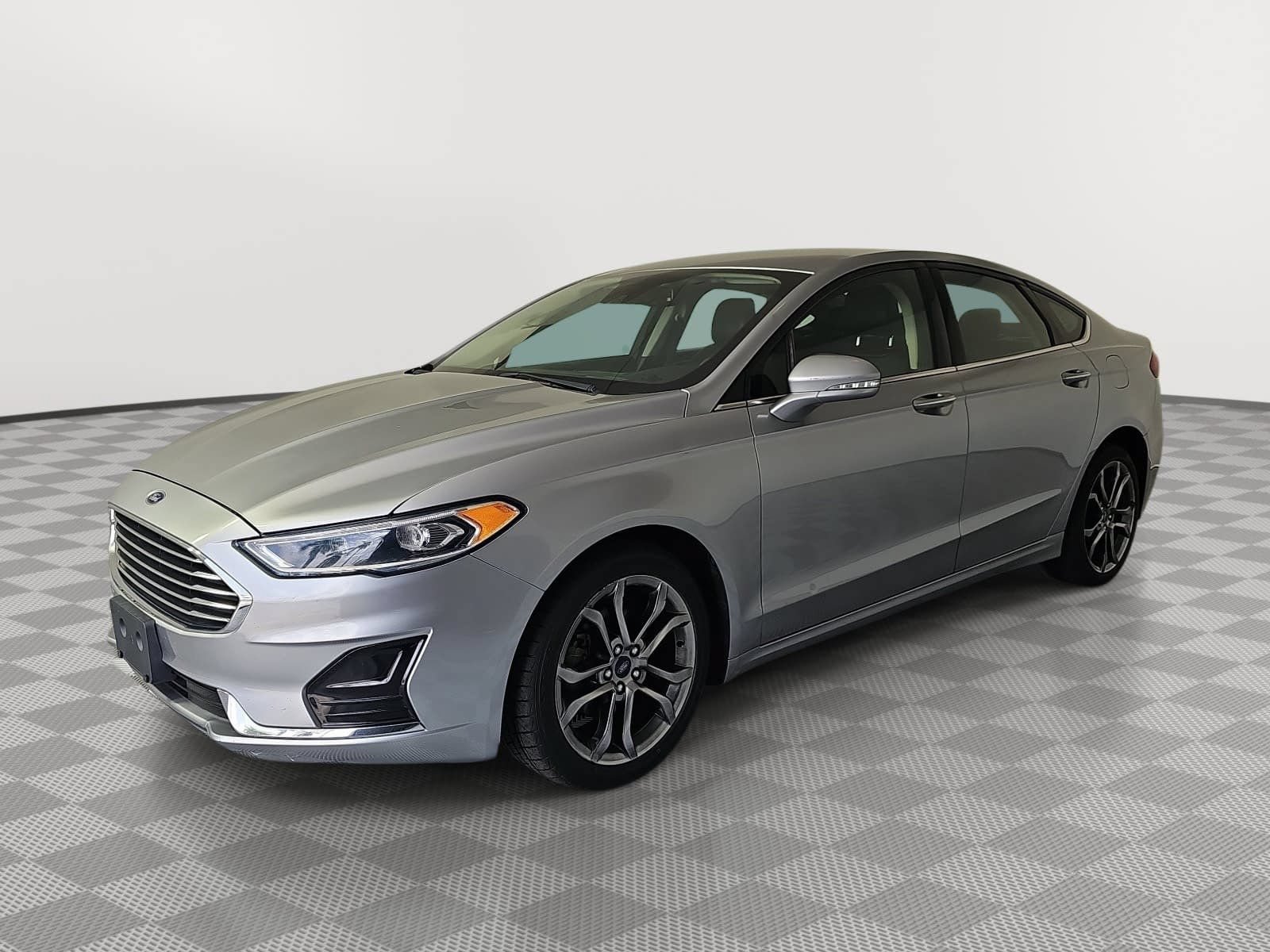 Used 2020 Ford Fusion SEL FWD image 4