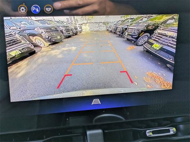 New 2026 Chevrolet Equinox LT w/ LPO, Floor Liner Package image 19