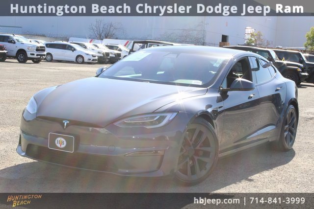 Used 2021 Tesla Model S Plaid image 9