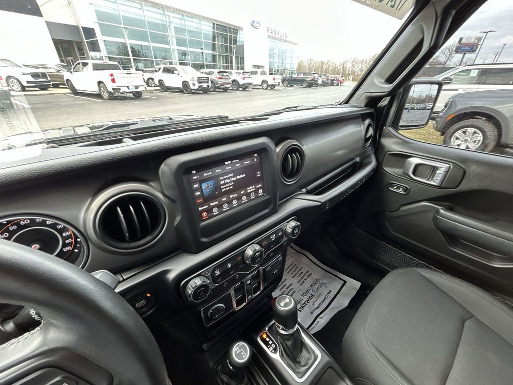 Used 2021 Jeep Wrangler Unlimited Sport image 12