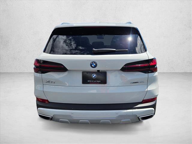 Certified 2024 BMW X5 xDrive50e w/ Executive Package AWD/4WD image 7