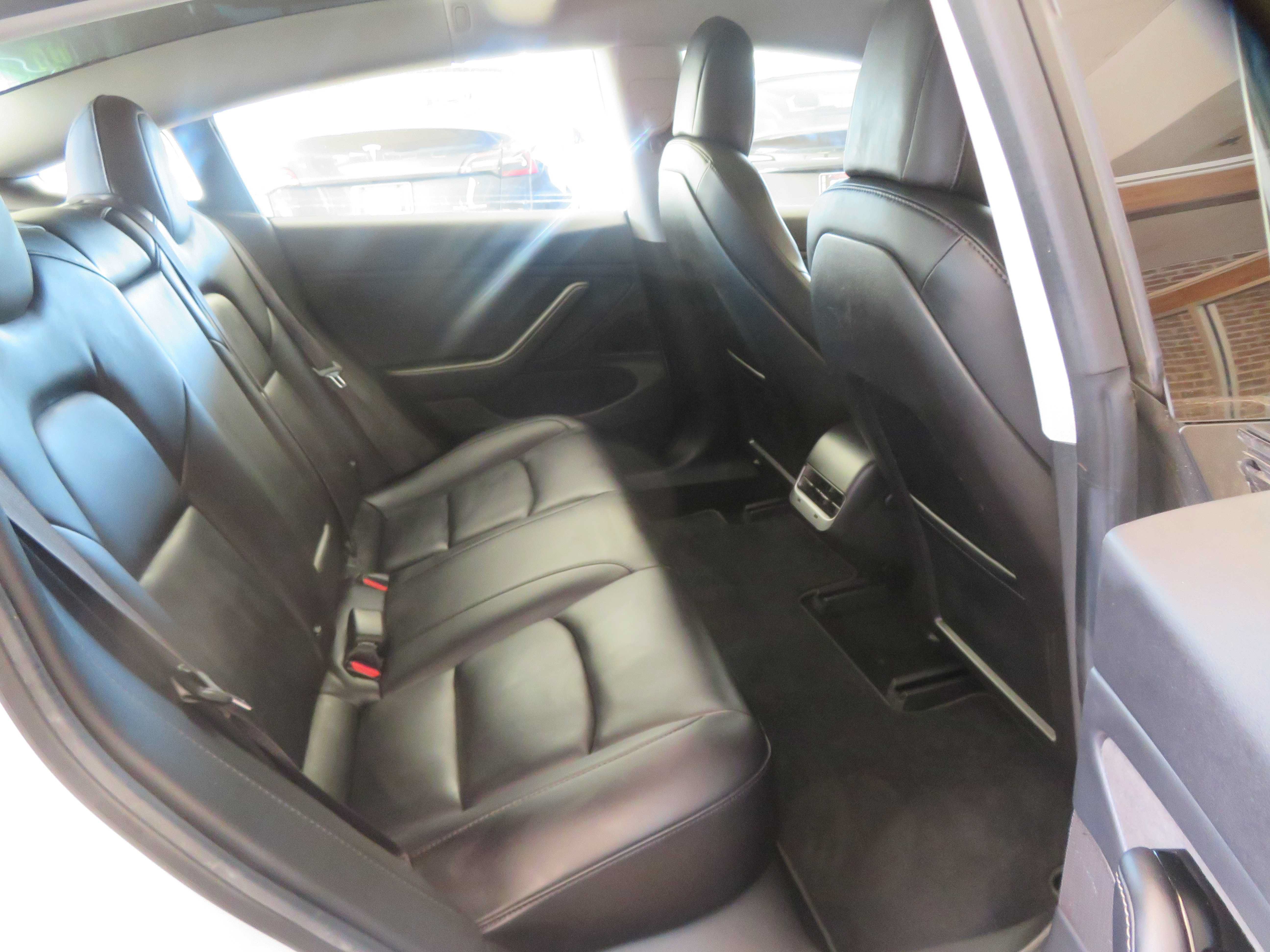 Used 2018 Tesla Model 3 Long Range AWD/4WD image 23