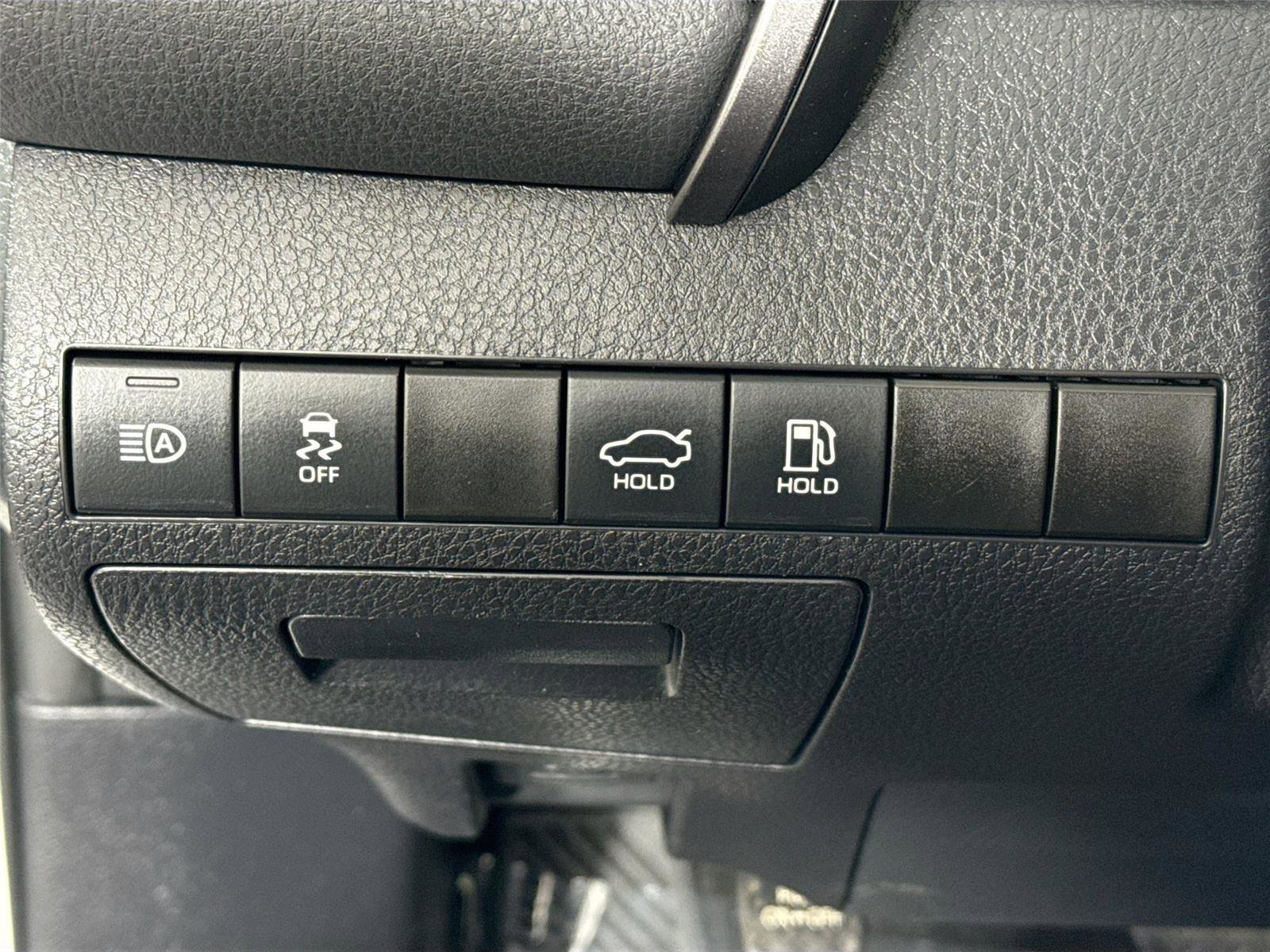 Certified 2023 Toyota Camry LE image 13