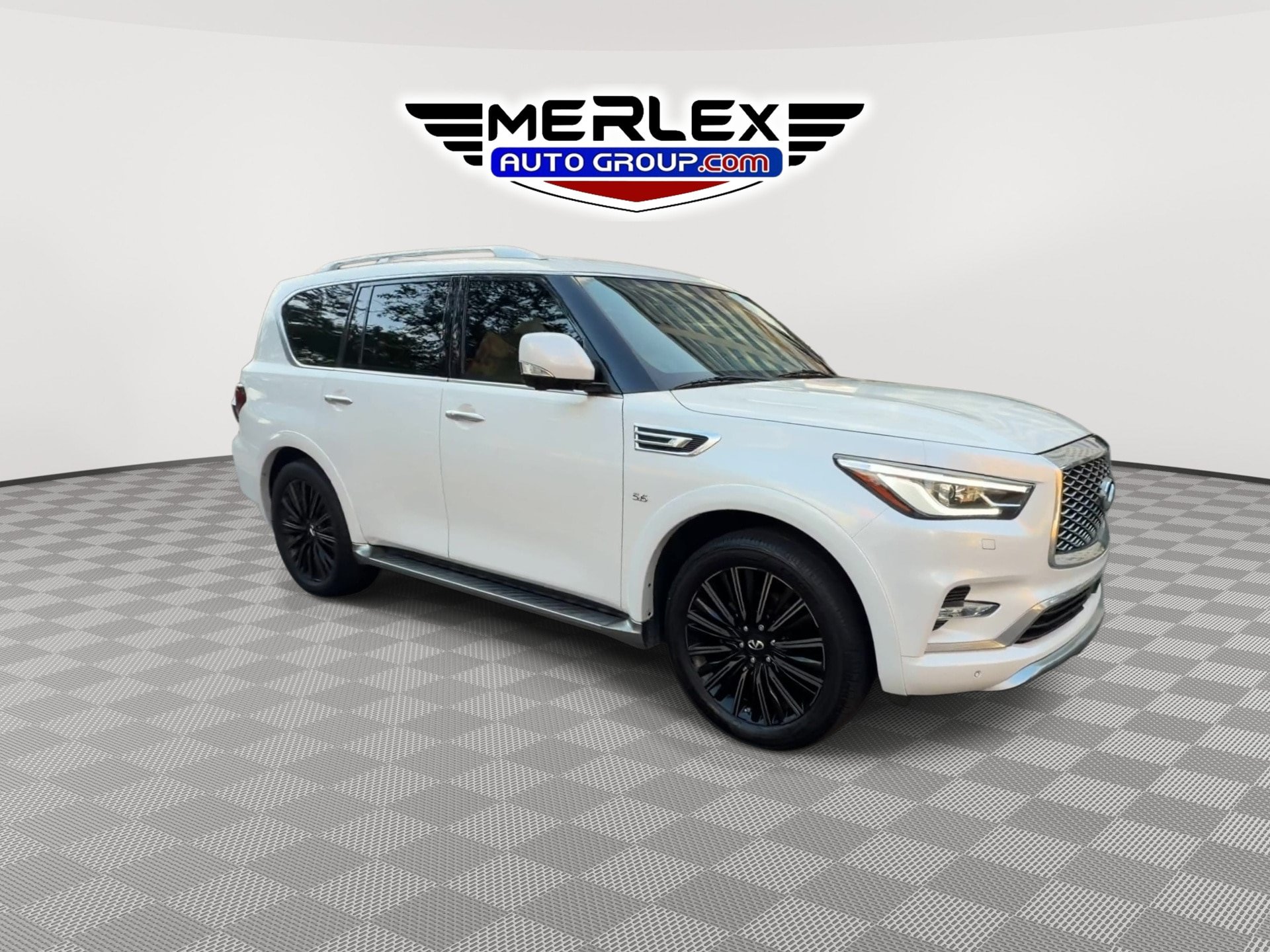 Used 2019 INFINITI QX80 Limited AWD/4WD image 2