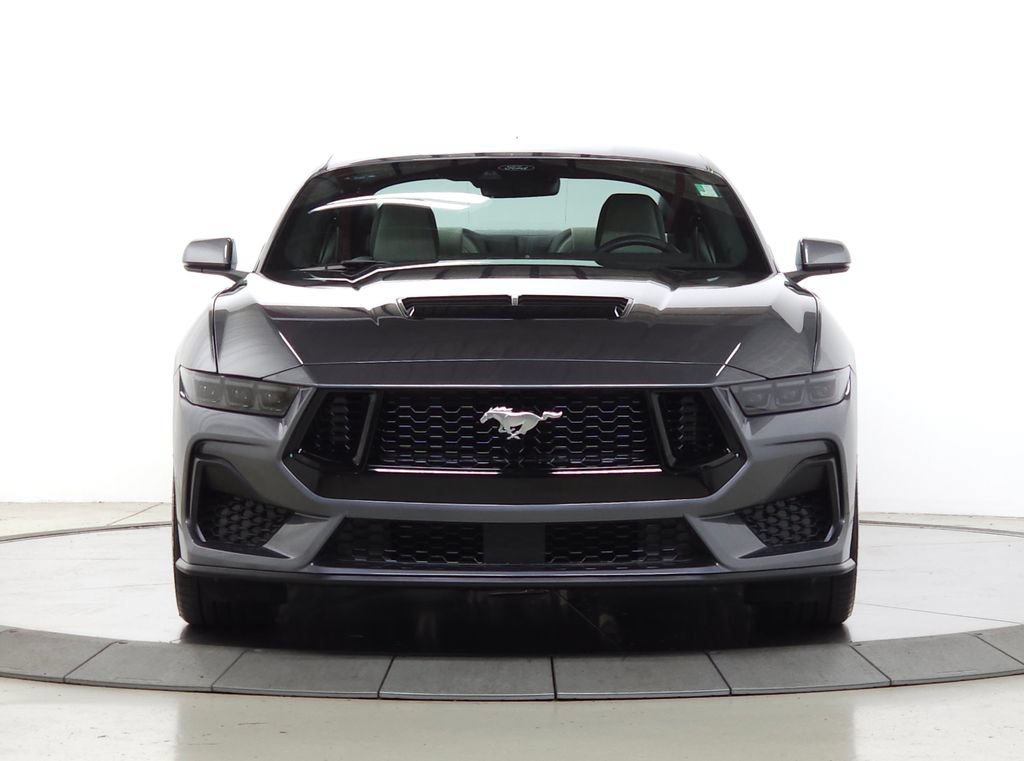 Used 2025 Ford Mustang GT Premium RWD image 2