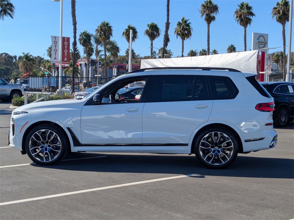 New 2026 BMW X7 M60i image 5