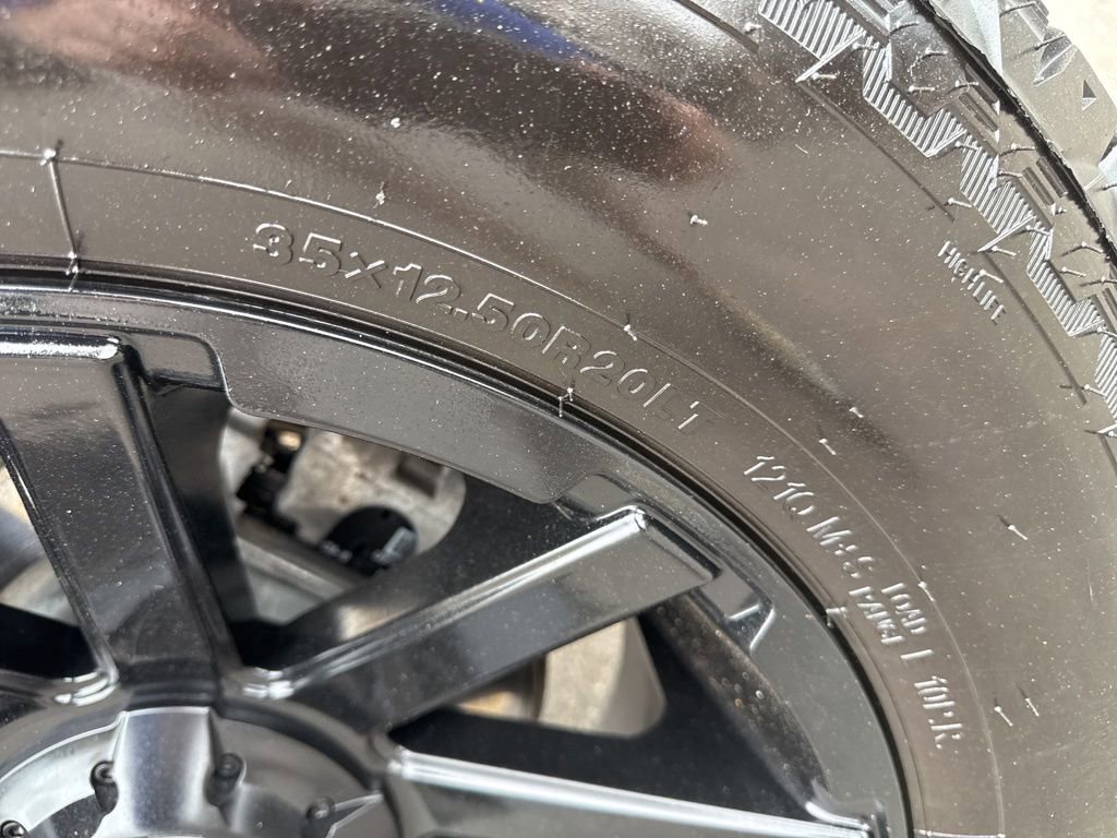 Used 2025 Chevrolet Silverado 1500 LT image 35