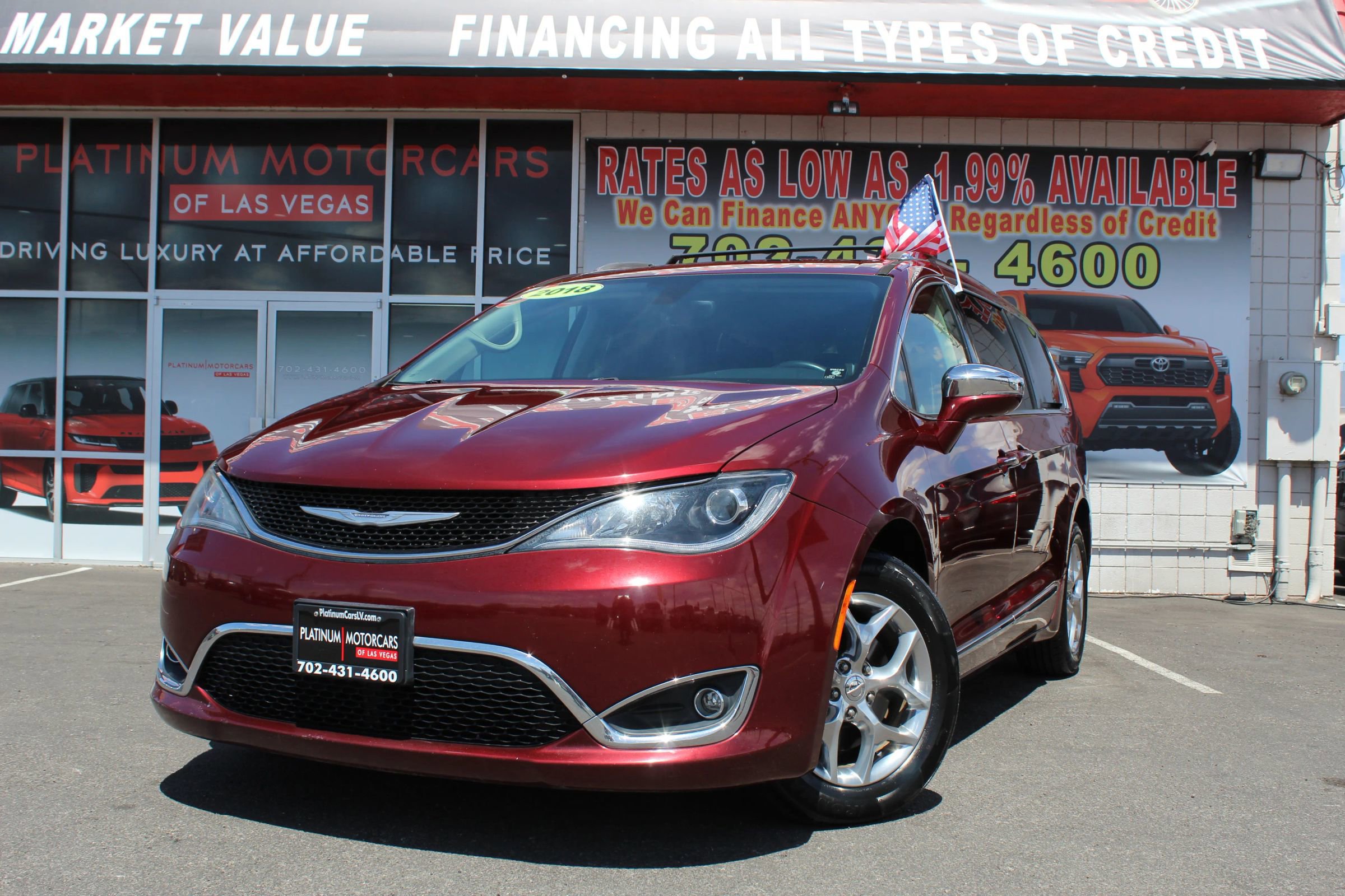 Used 2018 Chrysler Pacifica Limited FWD image 1