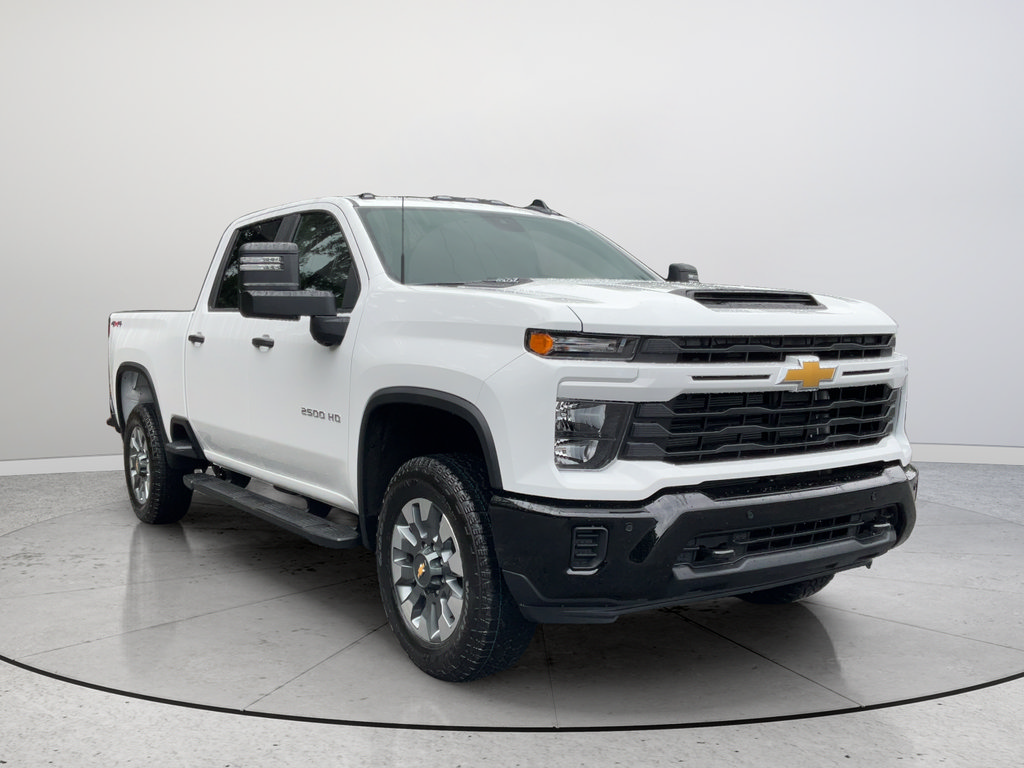 New 2026 Chevrolet Silverado 2500 Custom w/ Custom Value Package AWD/4WD video 1
