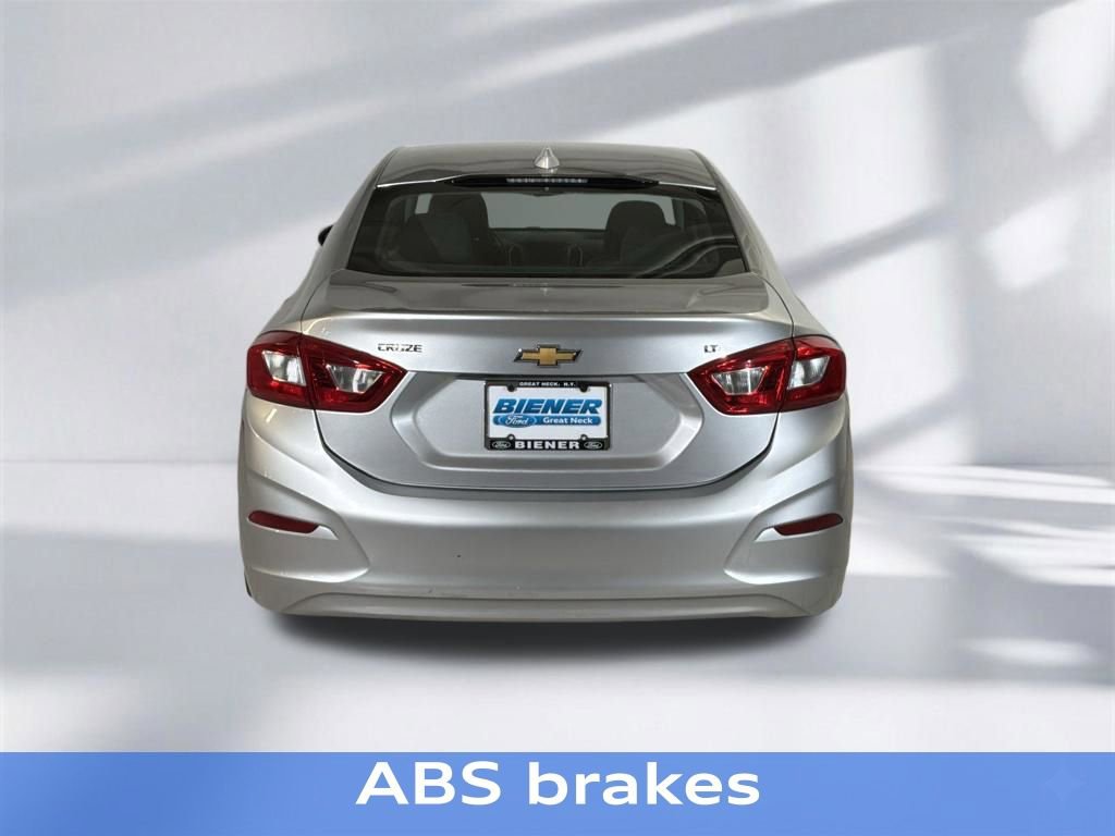Used 2017 Chevrolet Cruze LT image 20