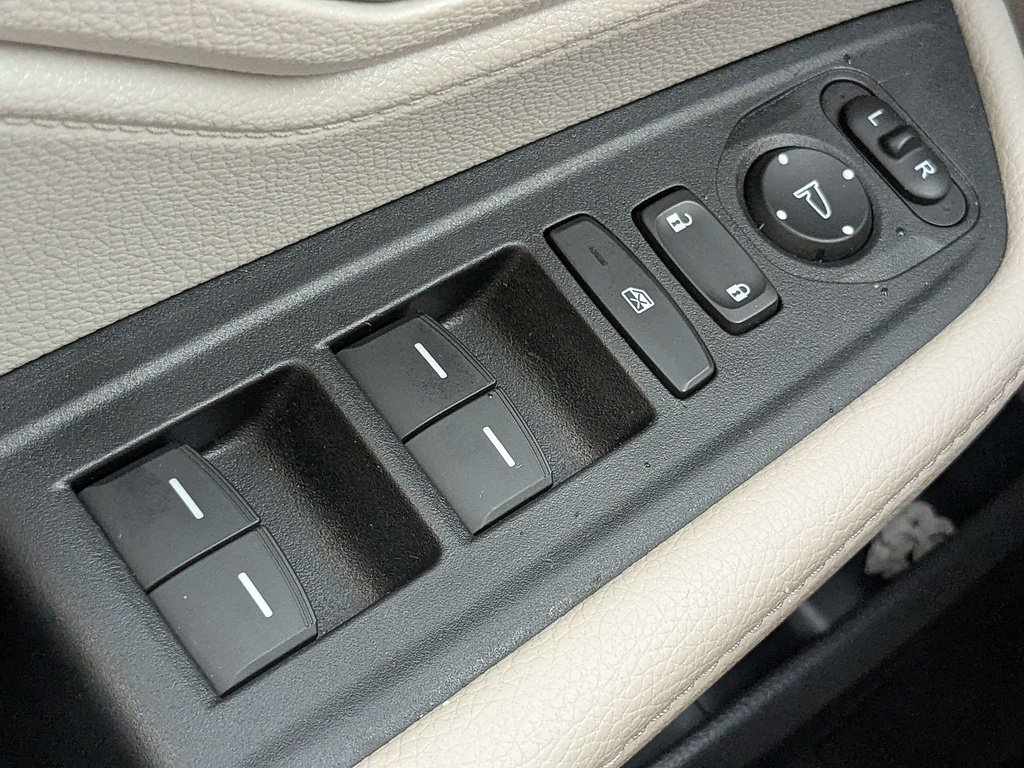 Used 2025 Honda Odyssey EX-L image 26
