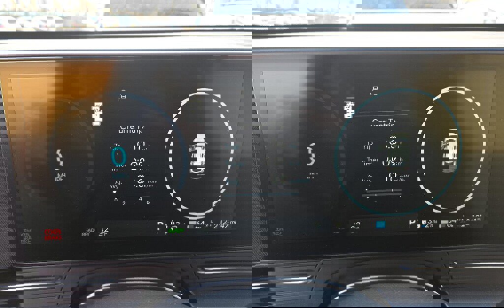 Used 2024 Hyundai Kona SEL image 11